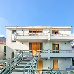 Villa 27 Residence